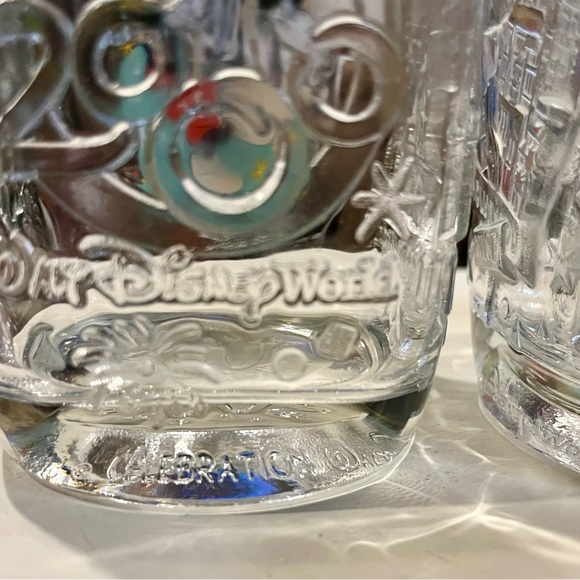 Pair of Vintage Walt Disney World Celebration Cups from 2000 - Picture 7 of 10